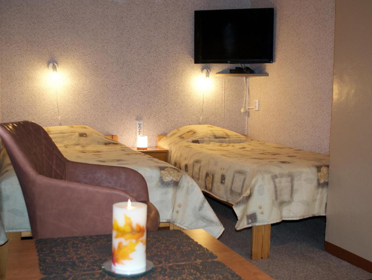 Nooruse Majutus Hotel Kuressaare Eksteriør billede